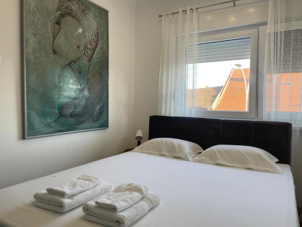 Sunny Apartment Vrsac Bagian luar foto